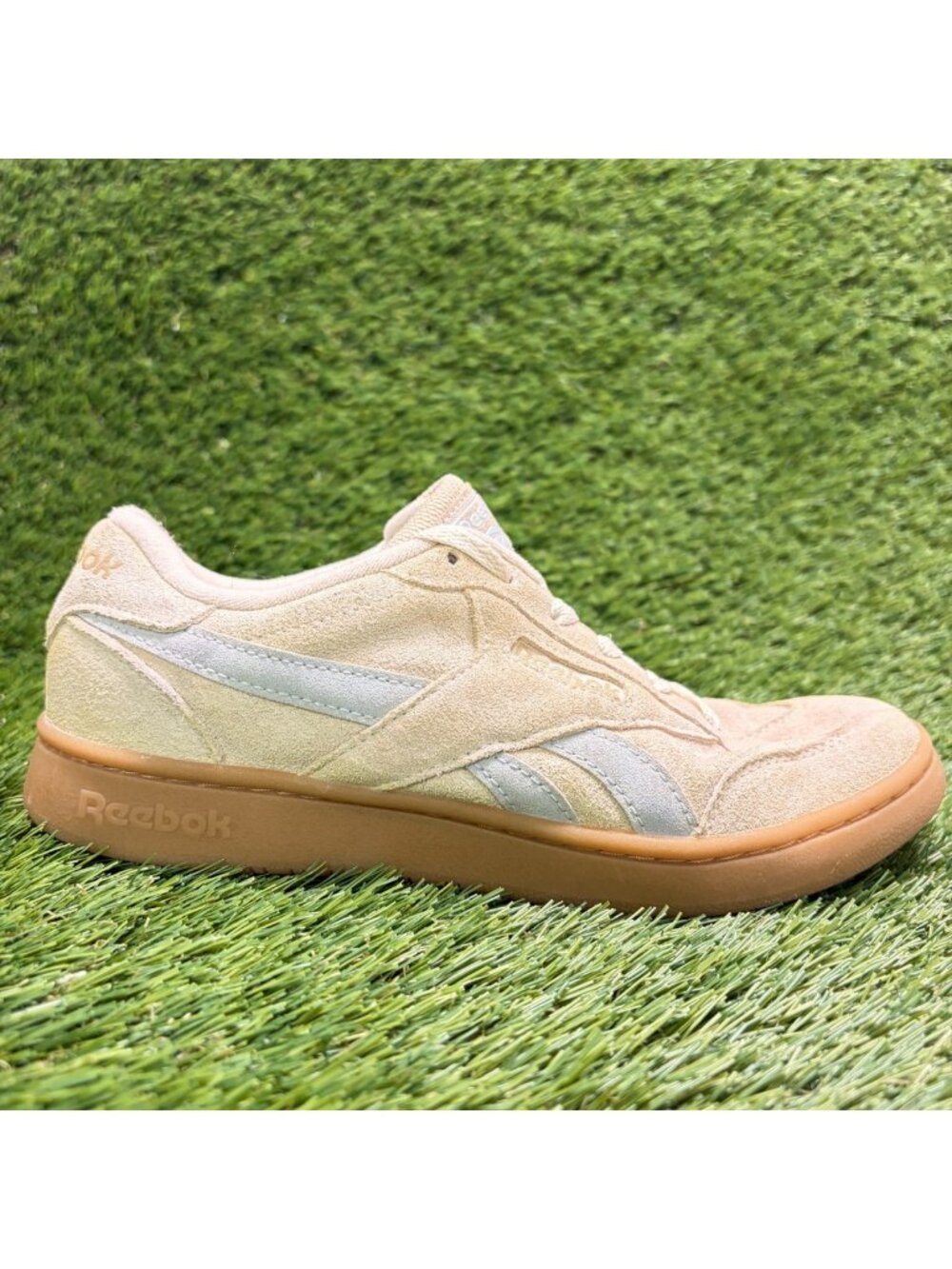 Reebok Forte Lounger Womens Size 7.5 Beige Gum Athletic Walking Shoes Sneakers